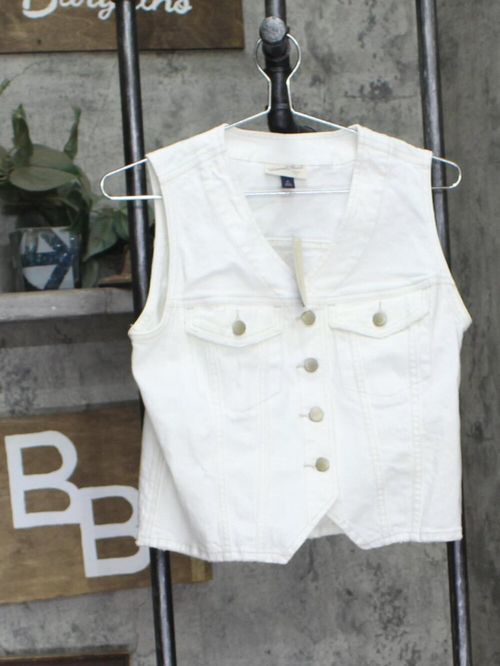 Universal Thread White Universal Thread V Neck Denim Vest 89874072 Xs Sz XS